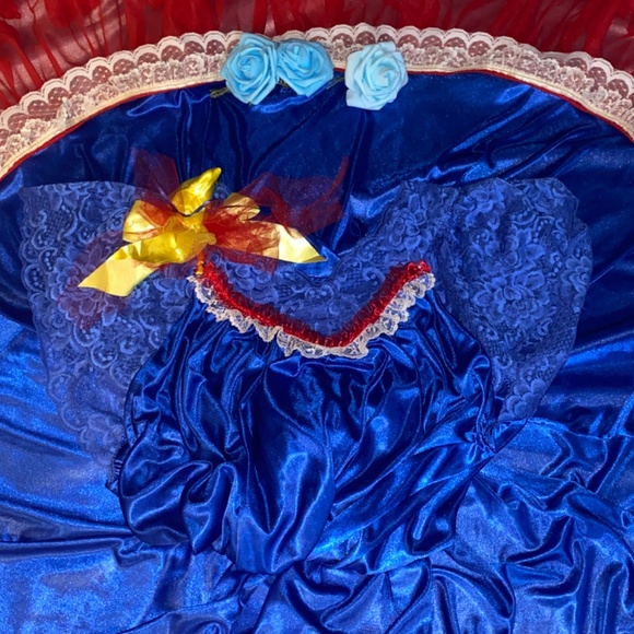 Vtg Silky Snow White Sissy Ruffled LACE SWEEP NIGHTGOWN OSFM - Picture 7 of 16